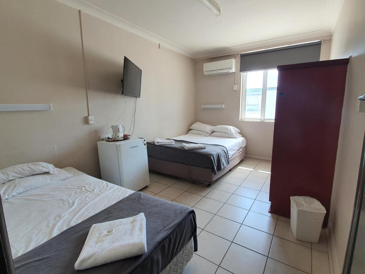 Hotel Allen Townsville Kültér fotó