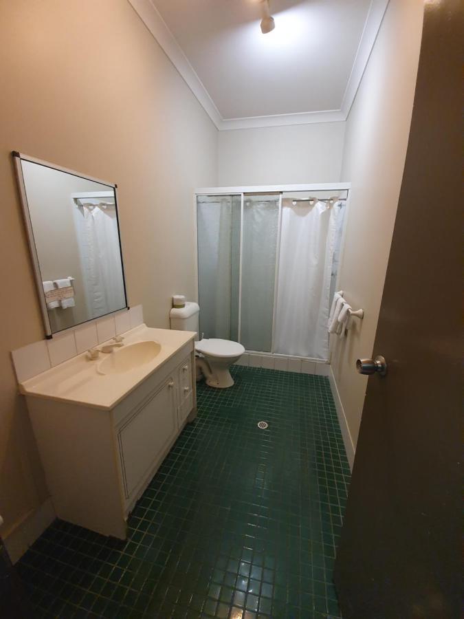 Hotel Allen Townsville Kültér fotó