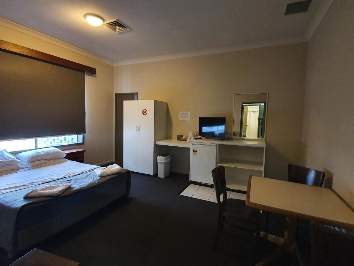 Hotel Allen Townsville Kültér fotó
