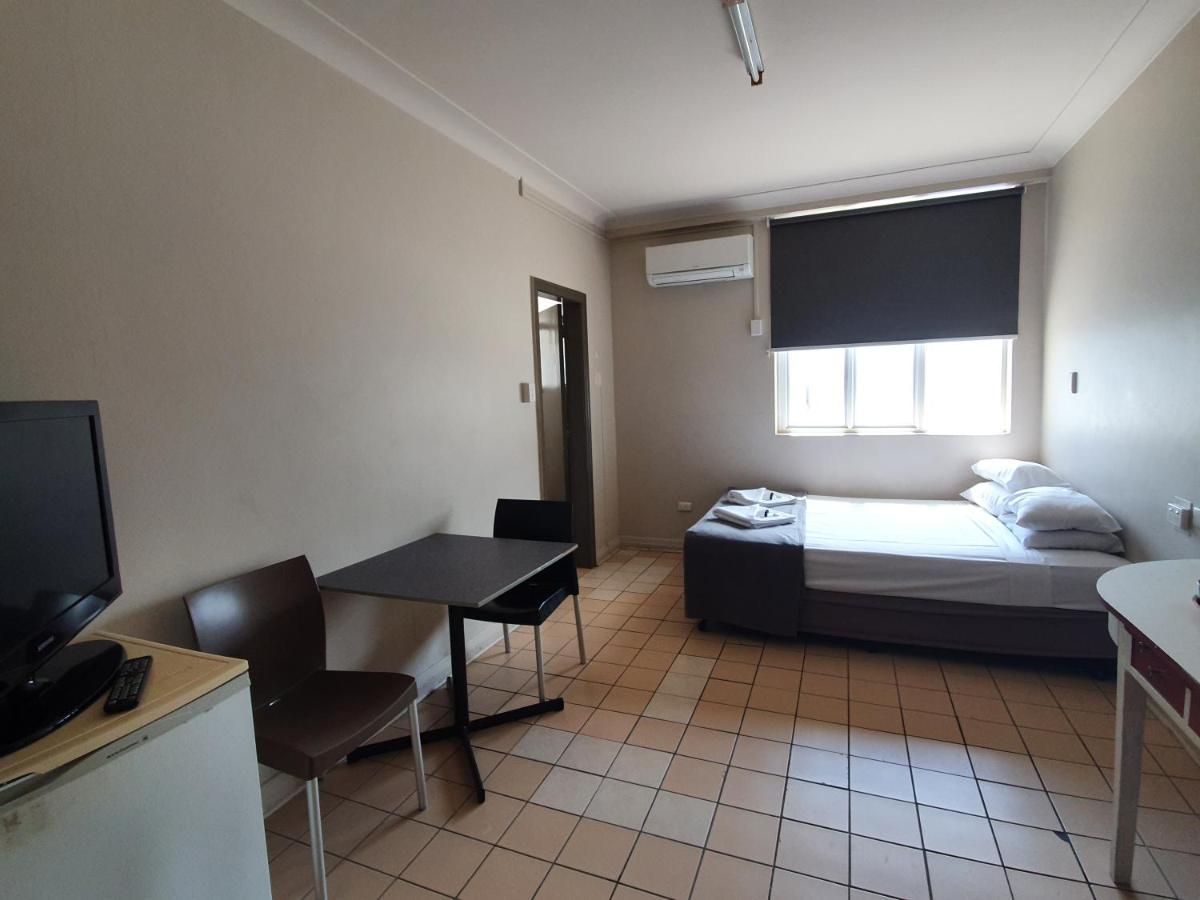 Hotel Allen Townsville Kültér fotó