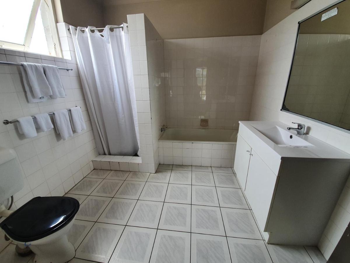 Hotel Allen Townsville Kültér fotó